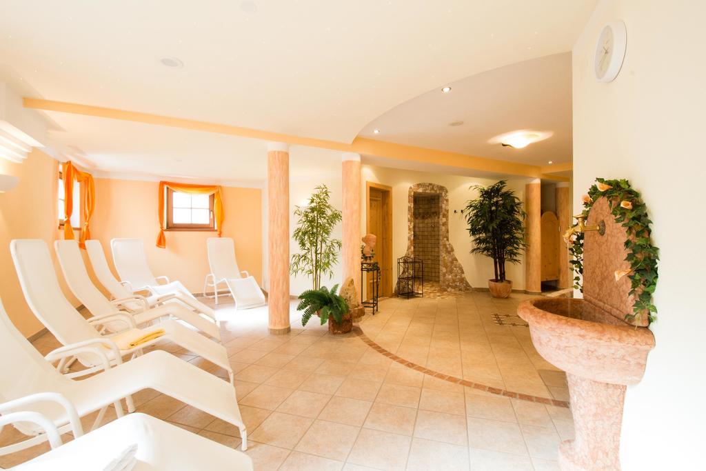 Garni Mathonerhof Hotel Ишгъл Екстериор снимка