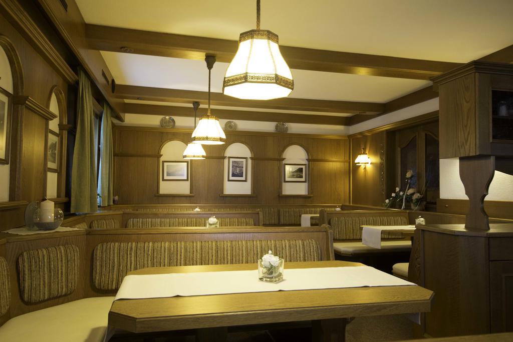 Garni Mathonerhof Hotel Ишгъл Екстериор снимка